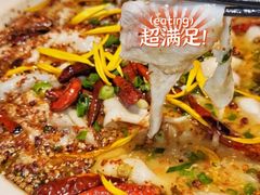-江渔儿酸菜鱼·拔草餐厅(虎门君乐汇店)