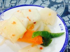 赠送小菜-白家寨子·山野白族菜(古城总店)