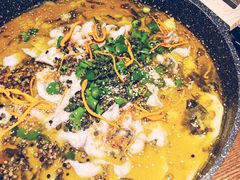 -山城外·非遗酸菜鱼(财富中心店)