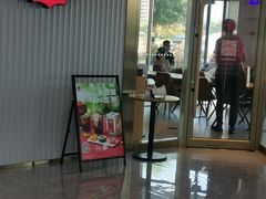 门面-Tims天好咖啡·贝果(凯德大峡谷购物中心店)
