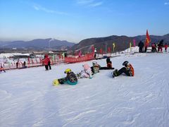 -辽阳弓长岭温泉滑雪场