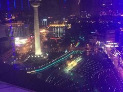 -云顶旋转自助景观餐厅
