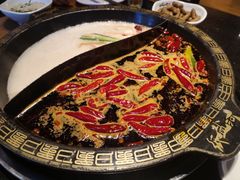 -纸盐河码头火锅(十八梯店)