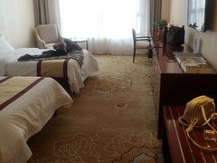 -兴芮温泉度假区