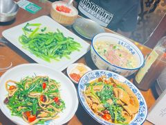 -老兰家传统烧烤炒菜泡馍(小南门店)