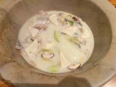 -滇香肴·云南菜蒸汽石锅鱼(云南北路店)