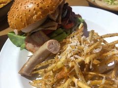 德国盘肠汉堡-HELLO 27 意面·沙拉·帕尼尼