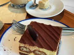 提拉米苏-LAVAZZA拉瓦萨咖啡(中航城君尚购物中心店)