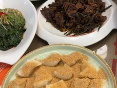 -英兰朝族饭店·英兰锅包肉(佳园路店)