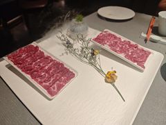 -左庭右院鲜牛肉火锅黑金店(陆家嘴中心店)