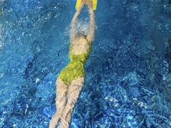 -上海游泳馆(地铁站)