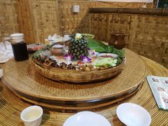 -傣家寨花园主题餐厅