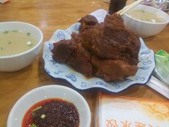 酱大骨-周家大连水饺(美专校街店)