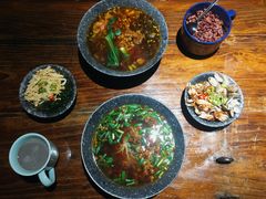-八月美食小馆(银泰城总店)