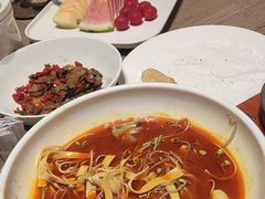 -艳阳天·非遗楚菜(武汉客厅店)