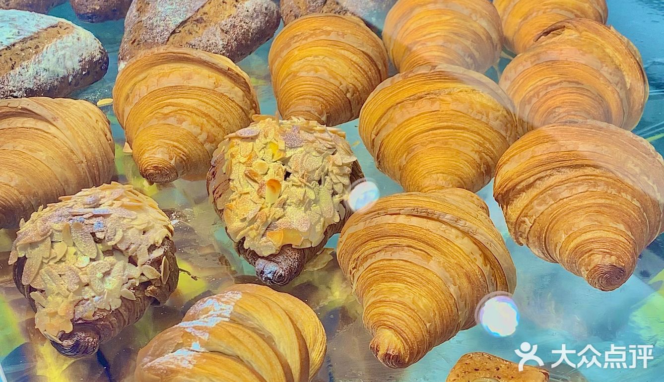 蛋挞天花板🌼这口蛋挞你不吃我吃🤔