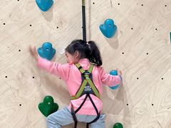 -ROCKPLUS攀岩馆(环宇城店)