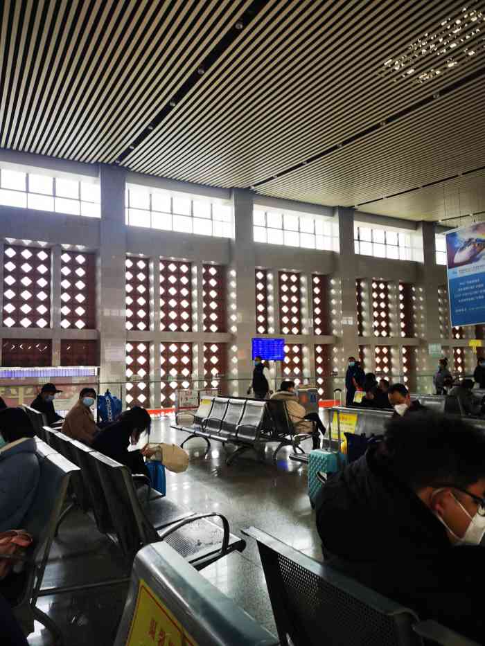 莆田火车站站台图片