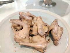 盐焗乳鸽-鹅公村·国家非遗传承(荔湾店)