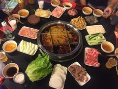 -邓莽子老火锅(中兴路总店)