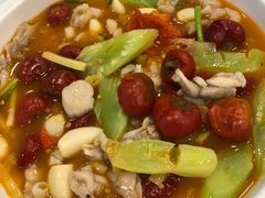 -老鄞江清水龙虾•赵赵家(江北店)