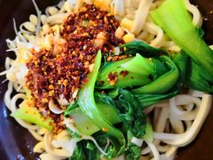 招牌油泼面-正宗十三中水晶蛙鱼油泼面(欧洲商城店)