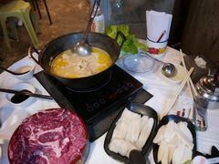 -鲜入围煮花胶鸡海鲜火锅