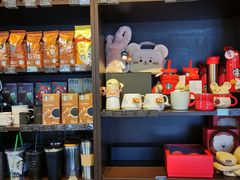 零售区-星巴克(重庆新天泽国际广场店)