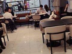 -必胜客(砂之船中东奥莱店)