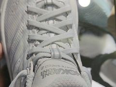 -福奈特洗衣·洗鞋·奢侈品护理(百联中环店)