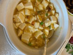 蟹粉豆腐煲-和平饭店·龙凤厅 Dragon Phoenix