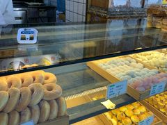 面包甜点陈列柜-沪上酥铺(东晓南店)
