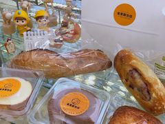 -雀食面包店(钟楼店)