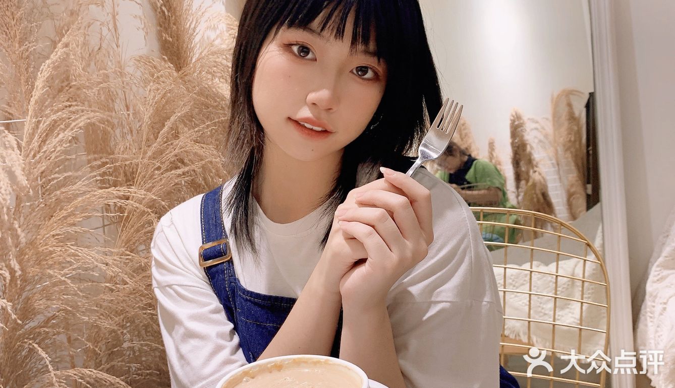 广州咖啡☕️喜欢的暖橙色～