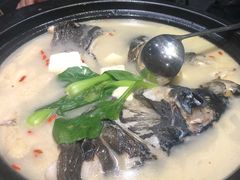 农夫山泉炖的鱼头（红烧）-7017味道工厂(三墩店)