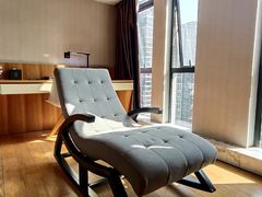 -优逸酒店(柳州窑埠古镇万象城店)