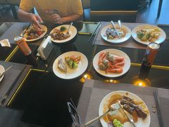 -大中华希尔顿酒店-念自助餐·海南美食·三文鱼