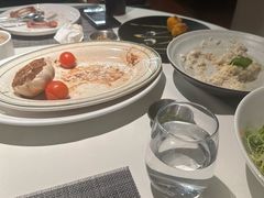 -MONICH牛排融合餐厅(和义大道购物中心店)