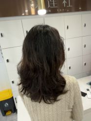 -镁连社·美联社