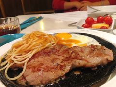 -豪客来牛排(中央花苑店)