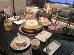 -得意咚瓜·顺德鱼生·冬瓜火锅(深圳首店)