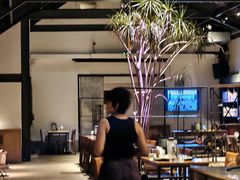 -喜洲吧·江畔老船厂·庭院餐厅(喜临院店)