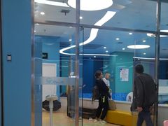 -Swim斯卫姆国际儿童游泳中心(红博中央公园店)