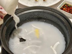 -四季缤纷椰子鸡(德思勤店)