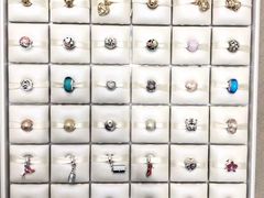 -Pandora潘多拉珠宝(朝阳大悦城店)