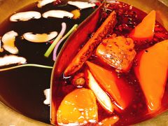 -小天鹅火锅·一线江景洪鼎旗舰店(洪崖洞店)