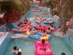 -龙脉温泉室内游泳馆