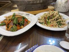 -缘来聚·徽菜名店(黄山宏村店)