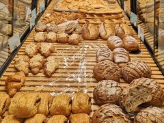 -Dough&Joe团憩(瑞虹天地月亮湾店)