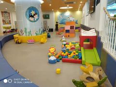 -戊辰亲子游泳俱乐部